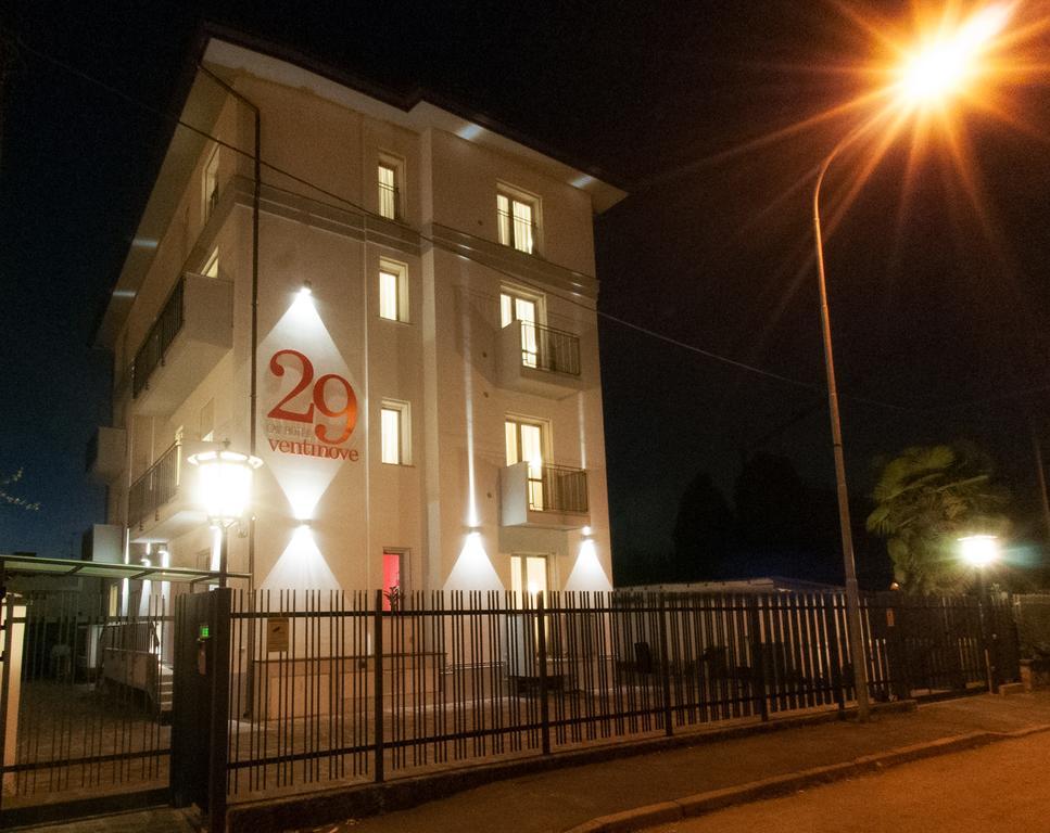 29 Cav Apartments Bollate Exterior foto